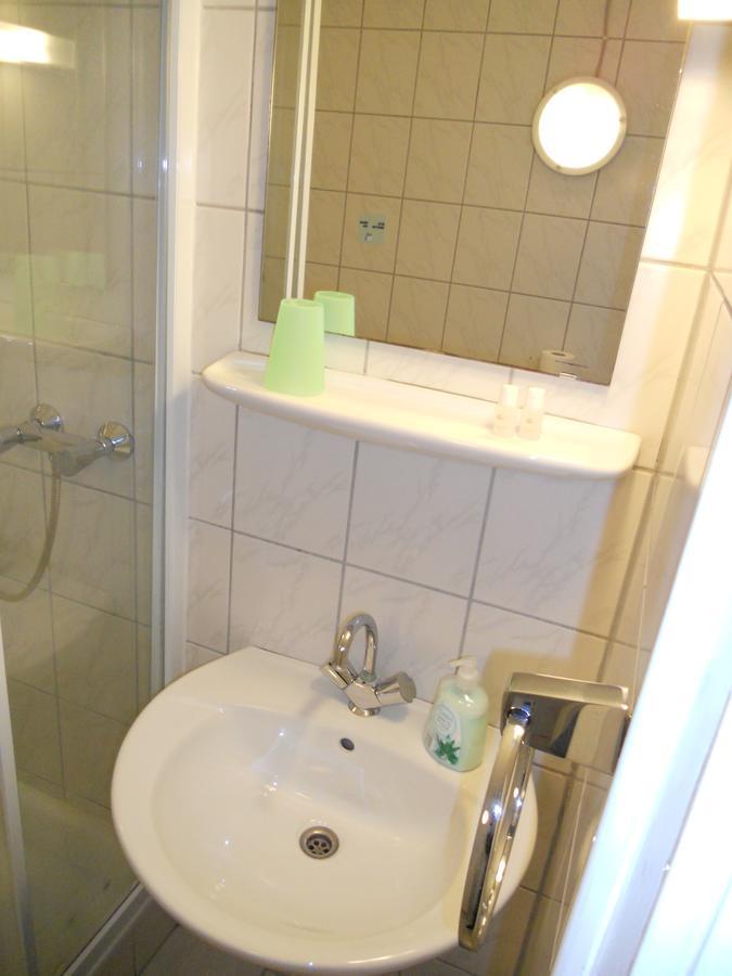 Gaestehaus Koeln Extérieur photo